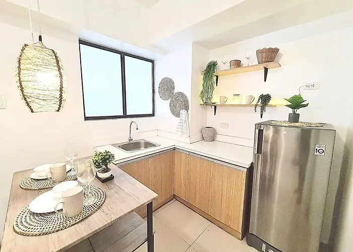 New Luxury With Pool And Netflix Near Airport * Marigondon (Cebu)