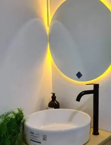 New Luxury With Pool And Netflix Near Airport Apartment Marigondon (Cebu)